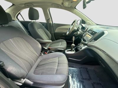 2016 Chevrolet Sonic — photo 30 view