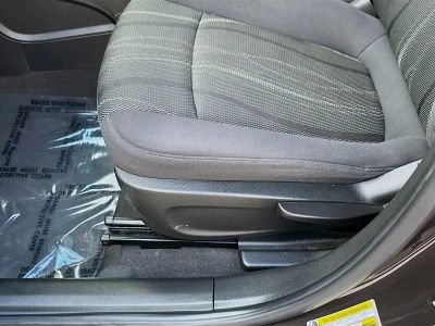 2016 Chevrolet Sonic — photo 17 view