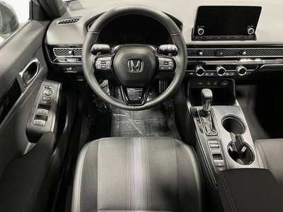 2026 Honda Civic Hatchback Hybrid - Photo 21