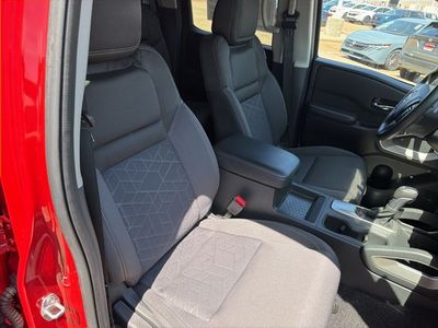 2025 Nissan Frontier - Photo 21