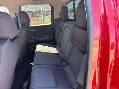 2025 Nissan Frontier - Photo 18