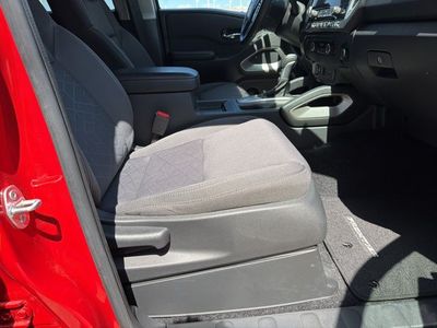 2025 Nissan Frontier - Photo 22