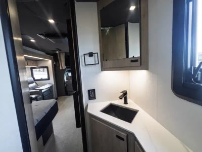 2026 Grand Design LINEAGE SERIES M - Photo 17