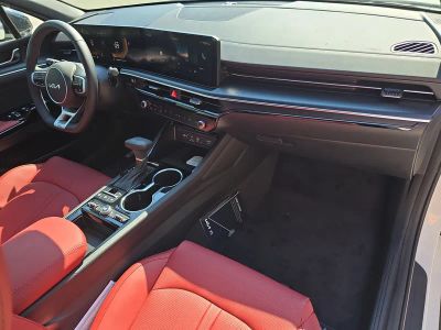 2026 Kia K5 — photo 11 view