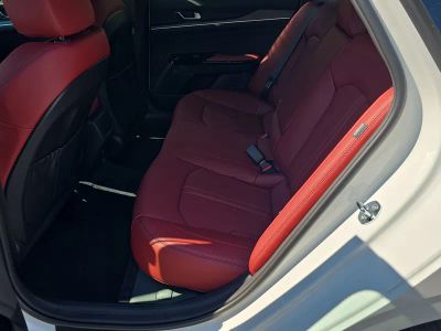 2026 Kia K5 — photo 16 view