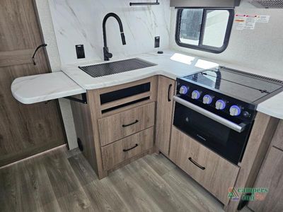 2024 Grand Design Imagine - Photo 12