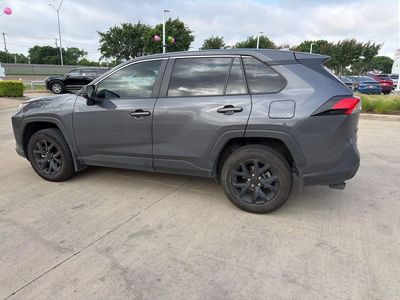 2024 Toyota RAV4 - Photo 8