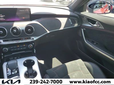 2023 Kia Stinger — photo 16 view