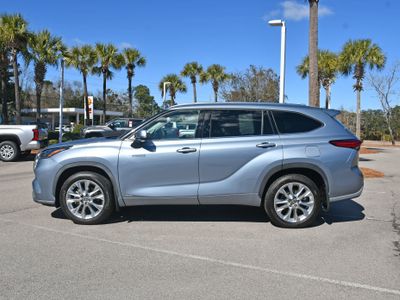 2020 Toyota Highlander Hybrid - Photo 4