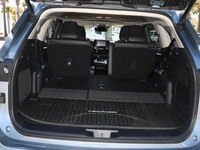 2020 Toyota Highlander Hybrid - Photo 18