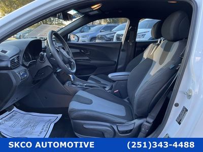 2019 Hyundai Veloster - Photo 16