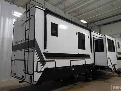 2026 Keystone Montana - Photo 4