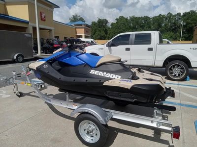 2025 Sea-Doo Spark Trixx for 1 Rotax 900 ACE - 90 iBR - Photo 7