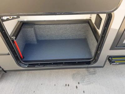 2027 Winnebago EKKO — photo 19 view