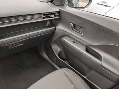2025 Hyundai KONA — photo 14 view