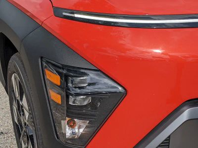 2025 Hyundai KONA — photo 10 view