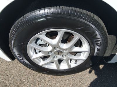 2023 Chrysler Voyager — photo 10 view