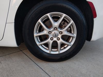 2023 Chrysler Pacifica — photo 10 view