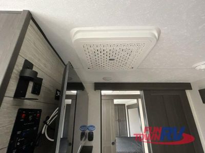 2025 Venture RV Stratus - Photo 24