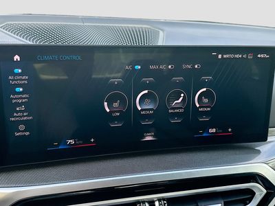 2024 BMW M4 - Photo 15