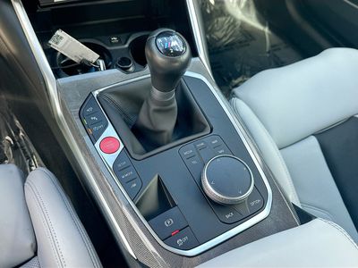 2024 BMW M4 - Photo 16