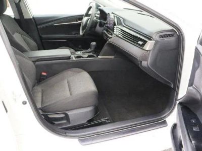 2025 Toyota Camry FWD - Photo 36