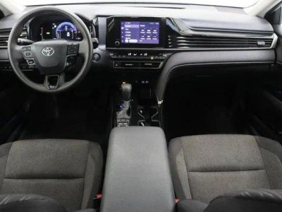 2025 Toyota Camry FWD - Photo 29