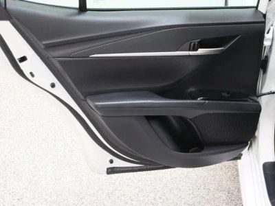 2025 Toyota Camry FWD - Photo 25