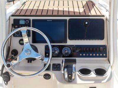 2018 Boston Whaler 240 Dauntless Pro - Photo 24