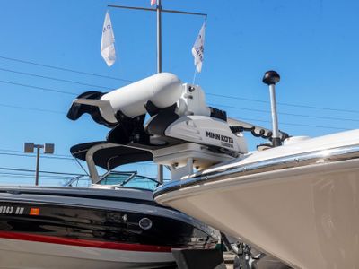 2018 Boston Whaler 240 Dauntless Pro - Photo 38