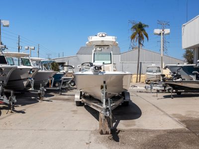 2018 Boston Whaler 240 Dauntless Pro - Photo 13