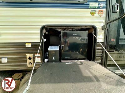 2027 Forest River RV Cherokee Grey Wolf — photo 8 view