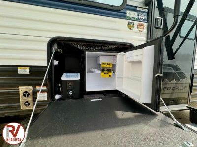 2027 Forest River RV Cherokee Grey Wolf — photo 9 view