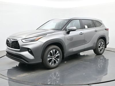 2026 Toyota Highlander - Photo 1