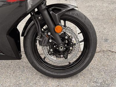 2026 Kawasaki Ninja 650 - Photo 19