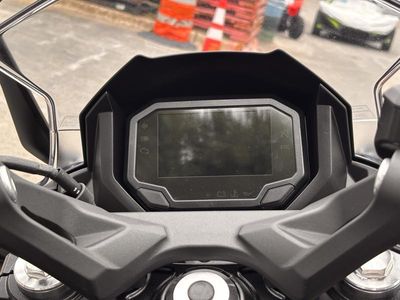 2026 Kawasaki Ninja 650 - Photo 24