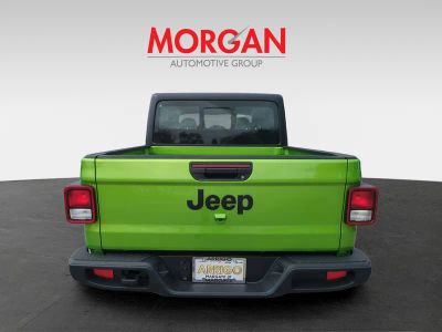 2026 Jeep Gladiator — engine compartment view