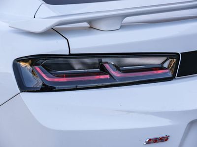 2018 Chevrolet Camaro - Photo 4