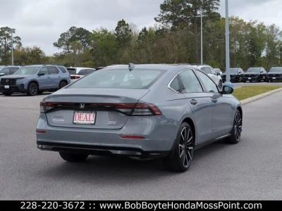 2026 Honda Accord Hybrid - Photo 5