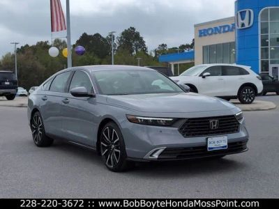 2026 Honda Accord Hybrid - Photo 7