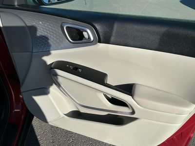 2024 Kia Soul — photo 9 view
