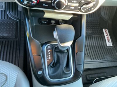 2024 Kia Soul — photo 12 view