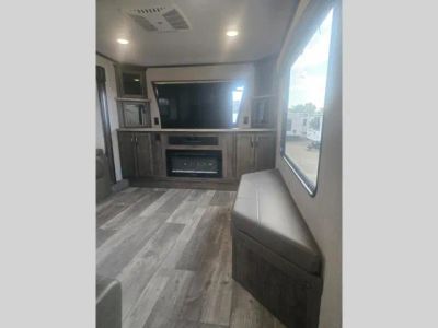 2021 Forest River Sierra - Photo 14