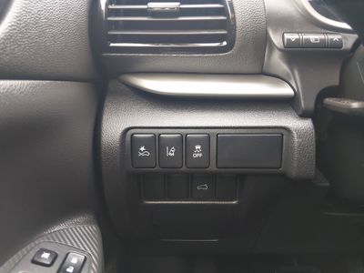 2024 Mitsubishi Eclipse Cross - Photo 13