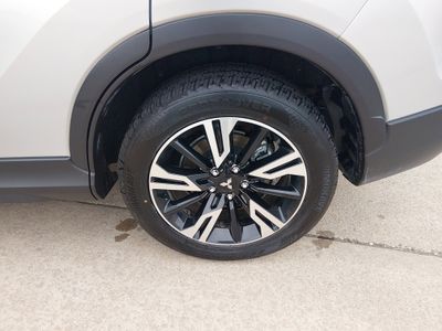 2024 Mitsubishi Eclipse Cross - Photo 10