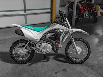 2026 Honda CRF110F - Photo 4