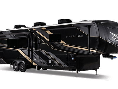 2026 Jayco Pinnacle — front three-quarter view