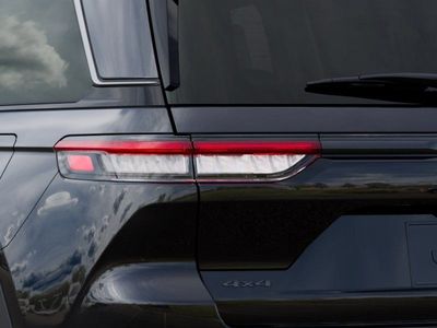 2026 Jeep Grand Cherokee — photo 9 view