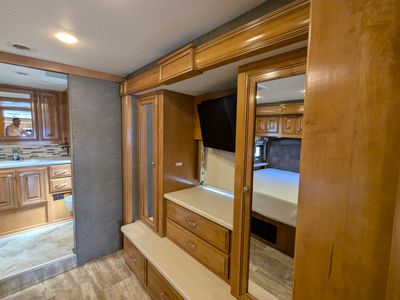 2017 Thor Motor Coach Palazzo - Photo 27