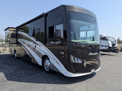 2017 Thor Motor Coach Palazzo - Photo 12